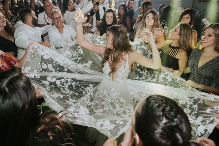 החתונה האורבנית של שקד ואופק (צילום: שי בוזגלו Your story)