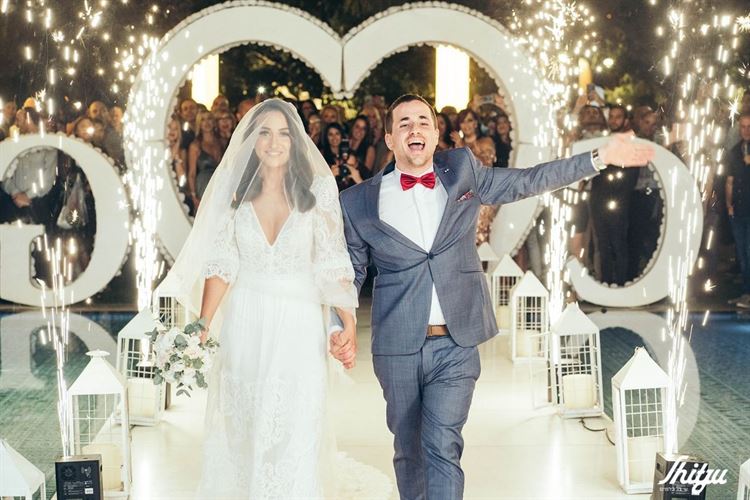 האלווין אקספרס: כשההכנות לחתונה הופכות למרוץ 15