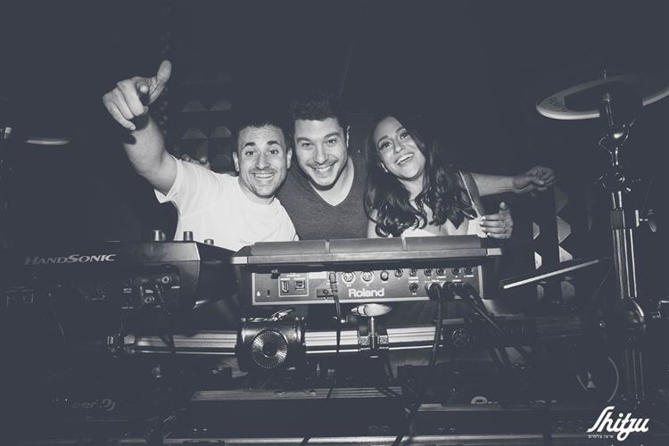 האלווין אקספרס: כשההכנות לחתונה הופכות למרוץ 26