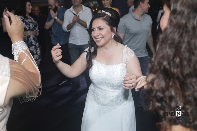 אלבום החתונה של רוזנה ודימיטרי (צילום: בראשית)