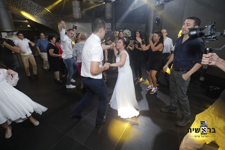 אלבום החתונה של רוזנה ודימיטרי (צילום: בראשית)