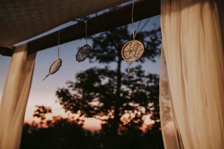 ב"וייב" קליל של קיץ: החתונה של המעצבת הגרפית שלנו 16