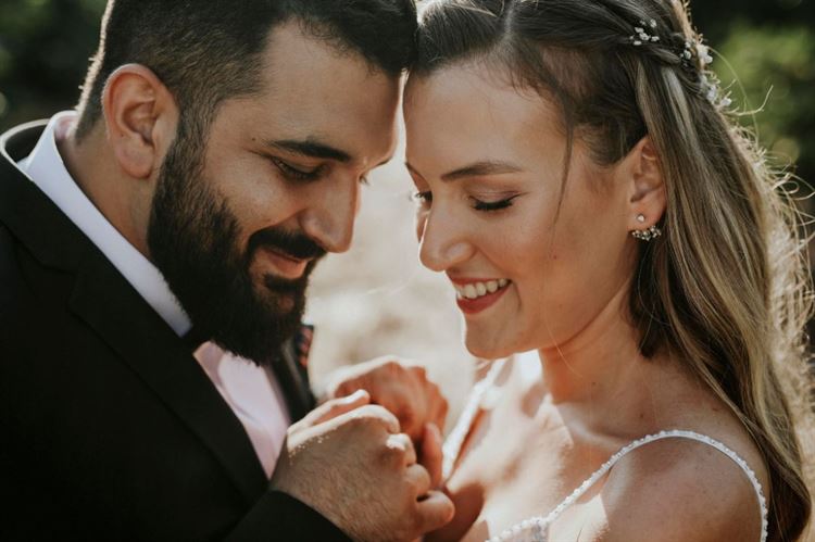 ב"וייב" קליל של קיץ: החתונה של המעצבת הגרפית שלנו 25