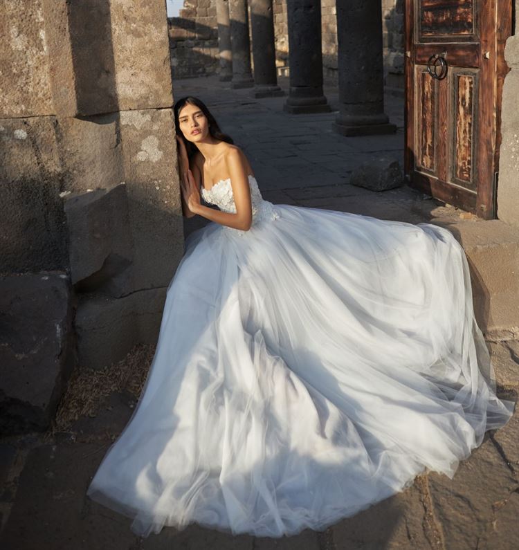 אחרי עידן הקורונה: ענבל דרור נולדת מחדש בקולקציה מרהיבה 2