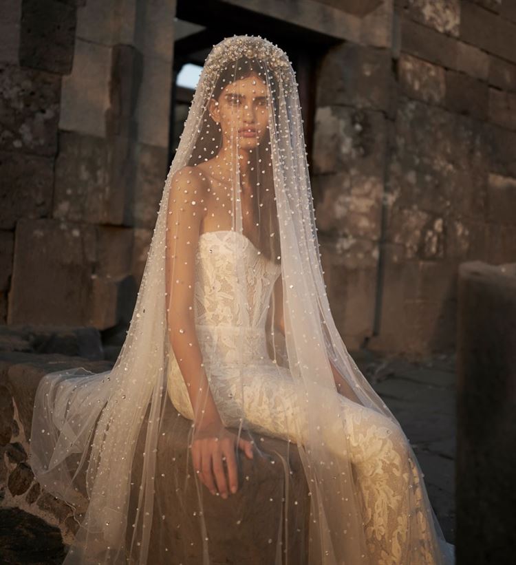 אחרי עידן הקורונה: ענבל דרור נולדת מחדש בקולקציה מרהיבה 3