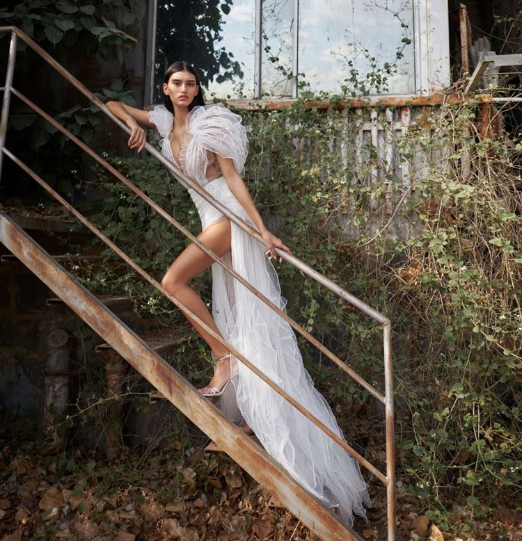 אחרי עידן הקורונה: ענבל דרור נולדת מחדש בקולקציה מרהיבה 15