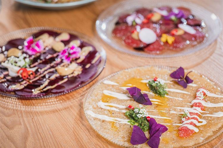 חסרת מעצורים: הכלה ששברה רגל והמשיכה לרקוד 4