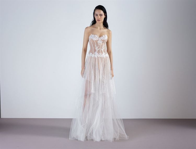 הלבן הזה עושה לך טוב: קטלוג כלות לאיט גירלס בלבד 10