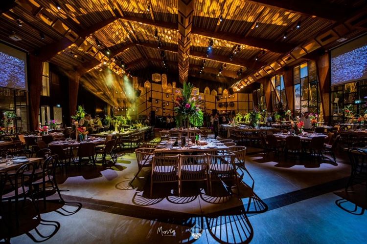 מתגלגלים מצחוק בדרך לחופה: מני ממטרה ופרלה דנוך התחתנו 30