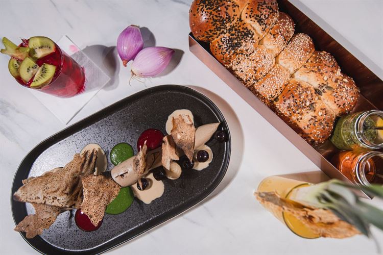 כשנסרין קדרי מגיעה להרים: חתונה של פעם בחיים ב-AMARE 21