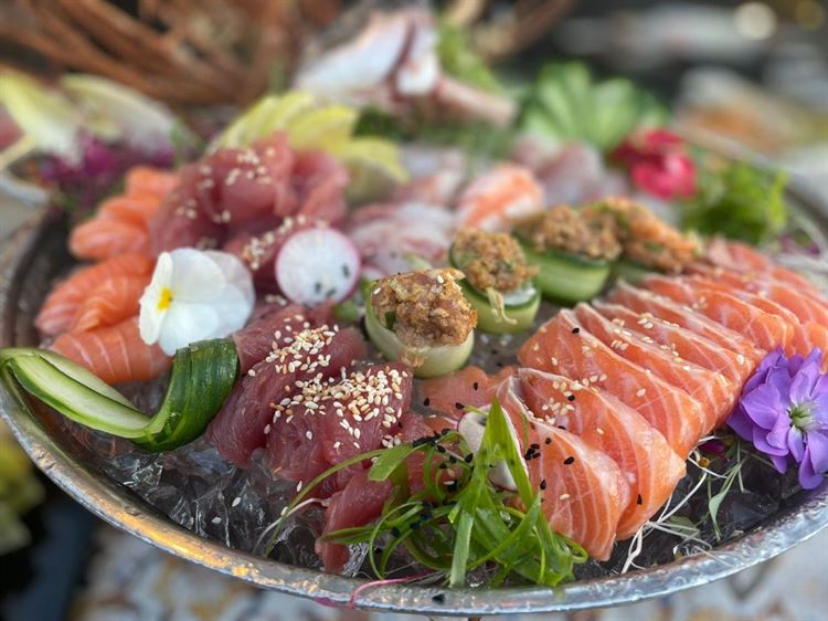 כל העולם במה: חתונה של כוכבי התיאטרון ב"נסיה" 3