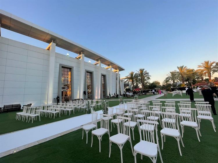 כל העולם במה: חתונה של כוכבי התיאטרון ב"נסיה" 11