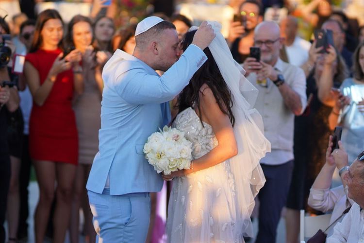 נשיקה אחת לפני (צילום: תמיר ברגיג)