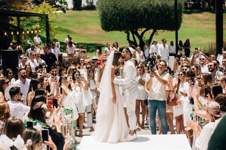 ההצעה המפתה של האקס המיתולוגי 18