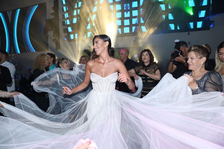 החתונה של יובל אילוק ואבירן עטיה&nbsp;(צילום: גל הפקות)