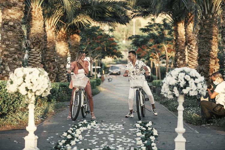 נראתה כמו נסיכה בחתונה - וגם ביום ההולדת שלמוחרת 5