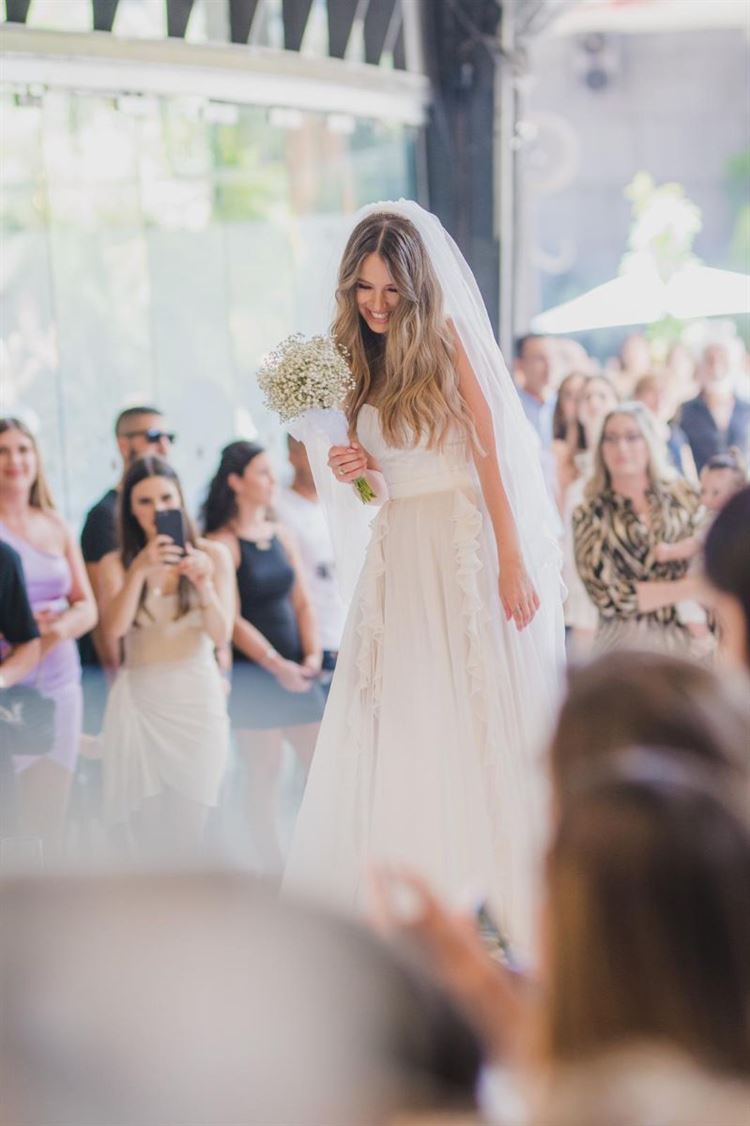 שמלה שמחמיאה לגוף ותואמת את הסטייל שלה, דנה (צילום: מתן נעים)