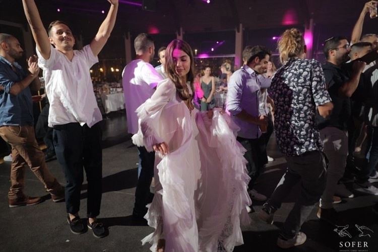 שורפת את הרחבה (צילום: יניב סופר)