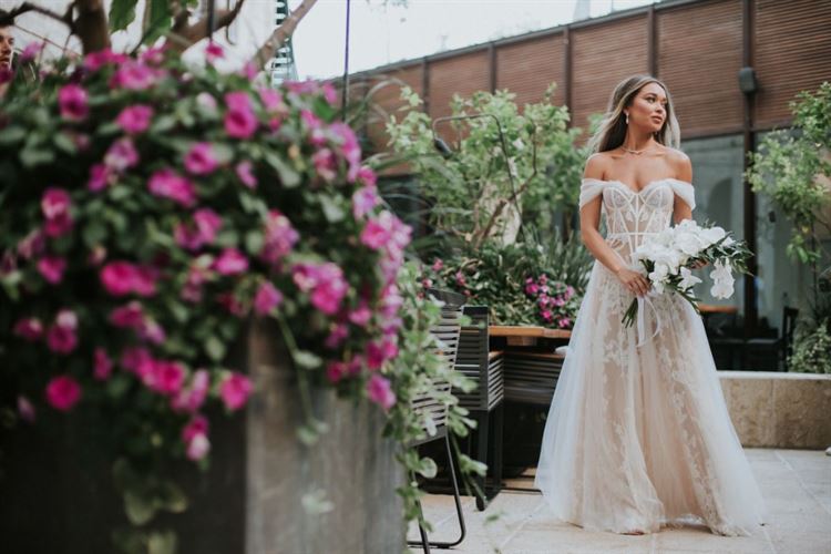 אבודים בדובאי: הצצה לחתונה המהממת של אנה וג'והן 9