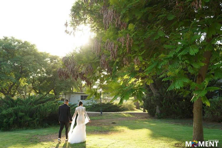 לינוי תפרה לעצמה שלוש שמלות כלה, והתוצאה מהפנטת 9