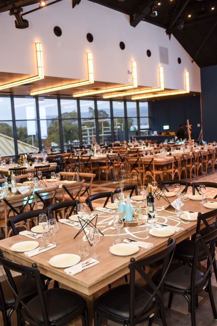 במפגש בין הים לשמש: מתחם האירועים "קאסטלו" 7