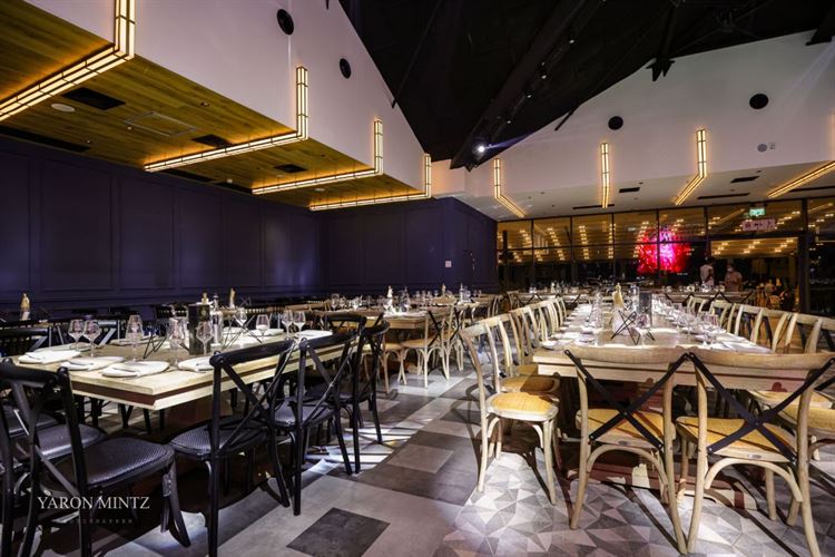 במפגש בין הים לשמש: מתחם האירועים "קאסטלו" 19