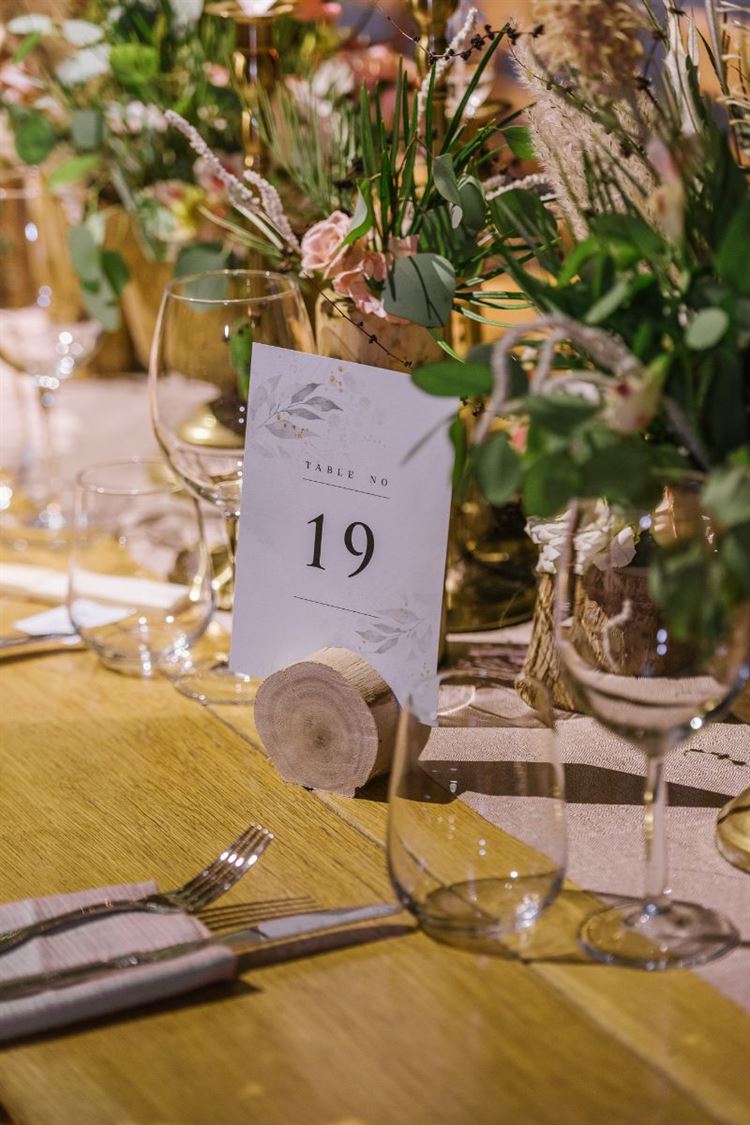 כמו סצנה מאגדה: הכלה שכבשה אותנו ממבט ראשון 31