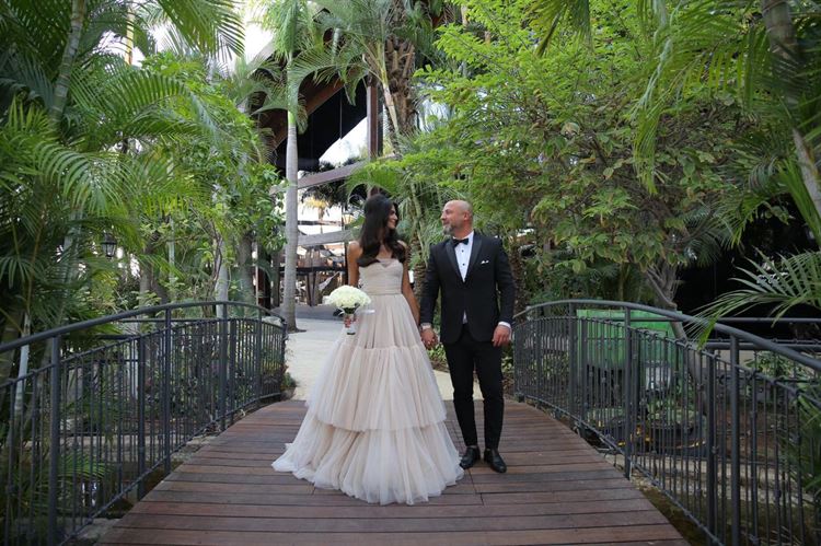 מזל טוב! יוגב ומאי שלמה  (צילום: גל הפקות)