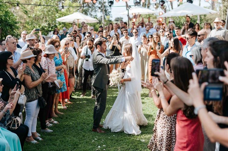 מחתונה תל אביבית לחתונת שטח בוהמיינית חלומית 14