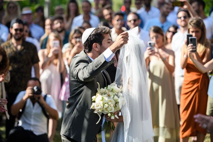 מחתונה תל אביבית לחתונת שטח בוהמיינית חלומית 16