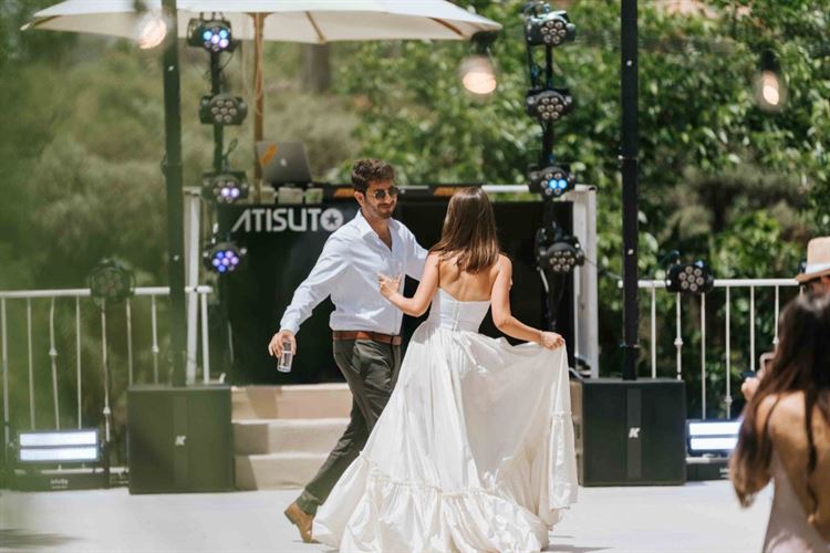 מחתונה תל אביבית לחתונת שטח בוהמיינית חלומית 17