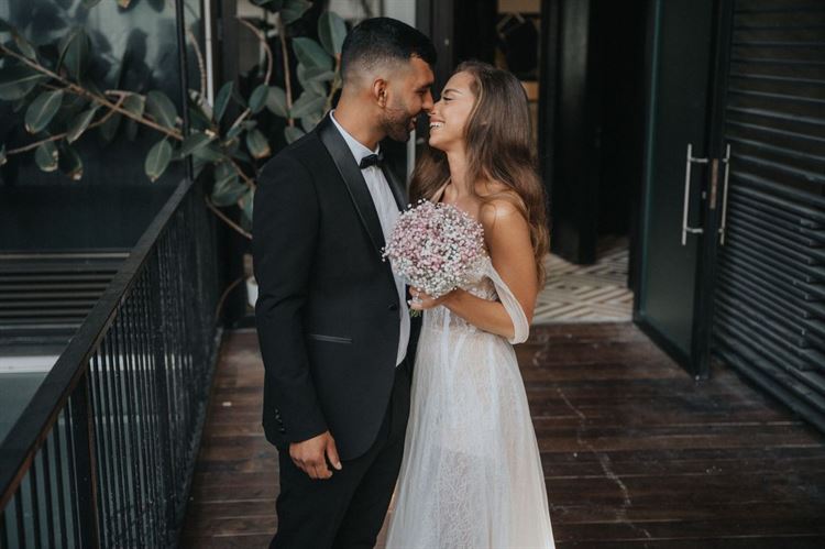 הכלה לא הרימה ידיים, וחוסר המזל הסתיים בחתונה מהאגדות 18