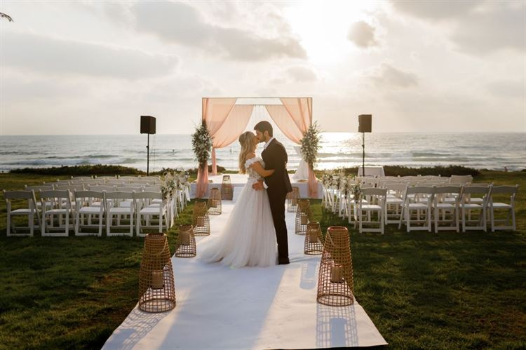 עם תפאורה מושלמת וצבעים של שקיעה - החתונה הרומנטית של שני ועידו 4