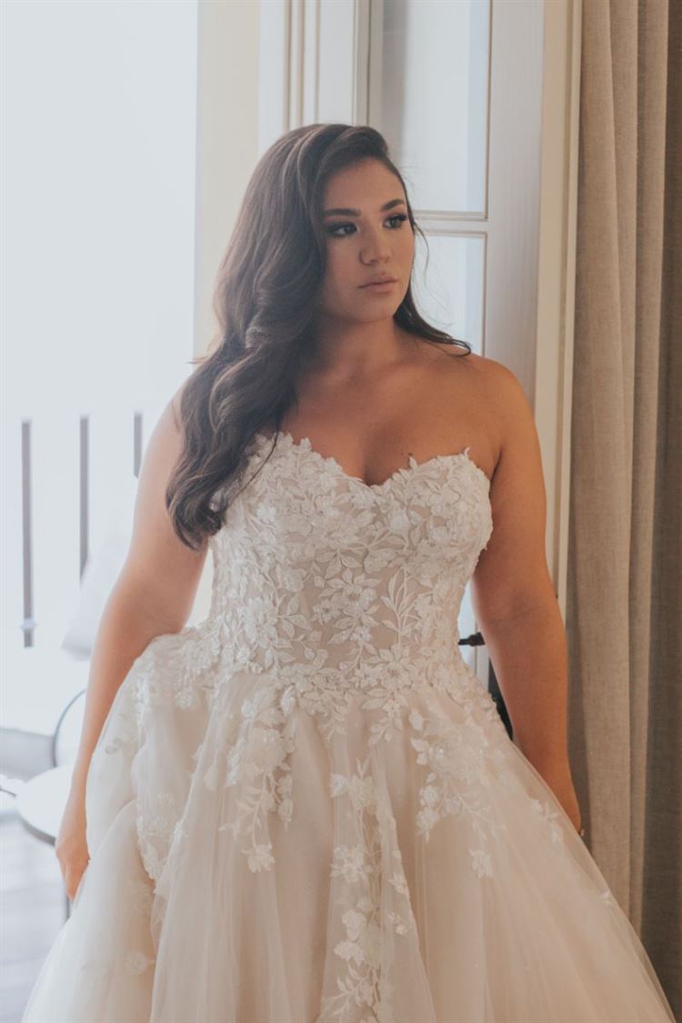 כל פרח במקום: כך נראית חתונה של ארכיטקטית 10