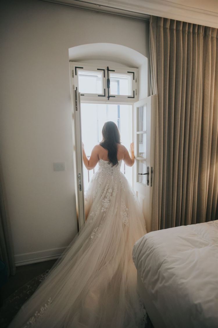 כל פרח במקום: כך נראית חתונה של ארכיטקטית 11