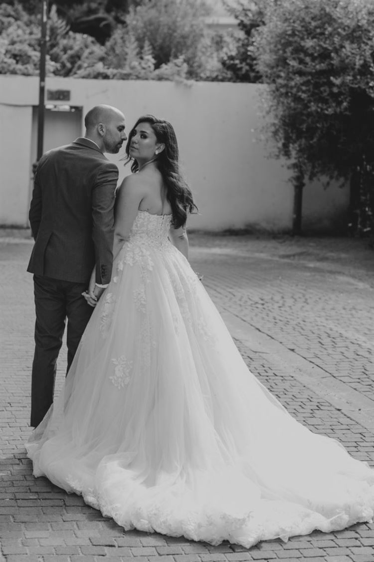 כל פרח במקום: כך נראית חתונה של ארכיטקטית 20