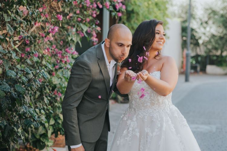 כל פרח במקום: כך נראית חתונה של ארכיטקטית 22