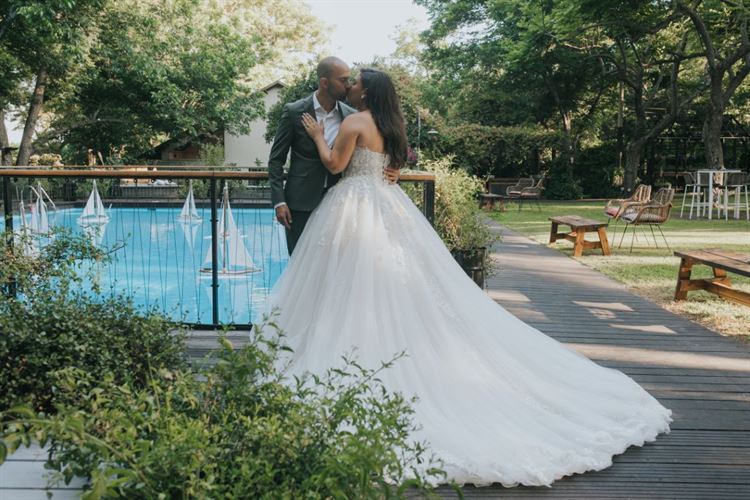 כל פרח במקום: כך נראית חתונה של ארכיטקטית 32