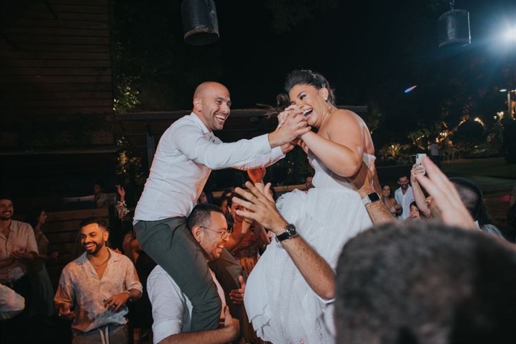 כל פרח במקום: כך נראית חתונה של ארכיטקטית 41