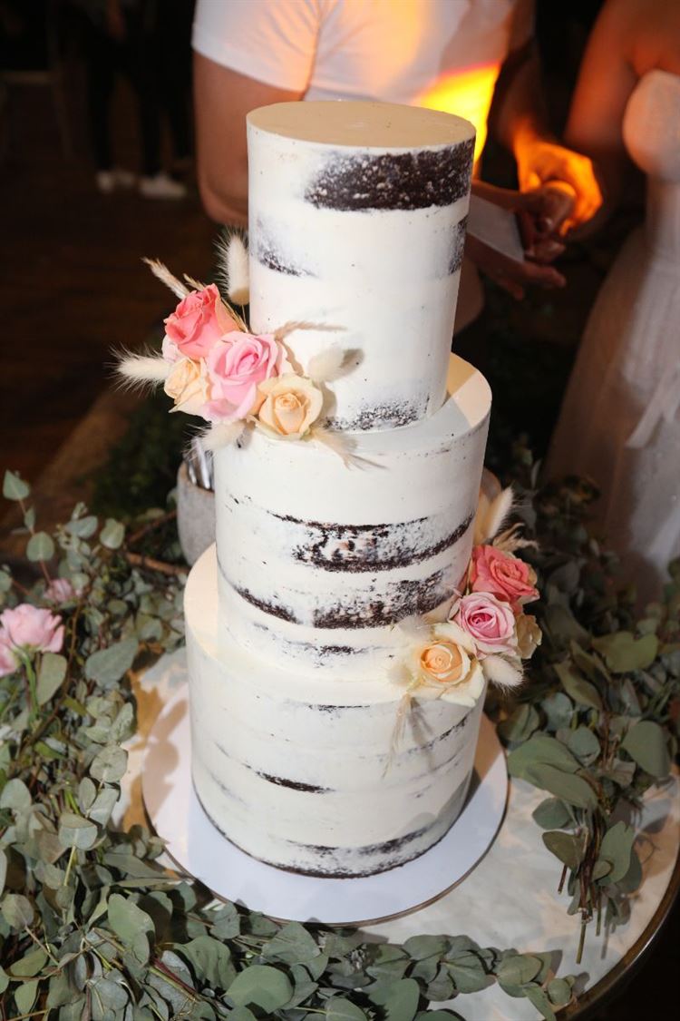 כל פרח במקום: כך נראית חתונה של ארכיטקטית 43