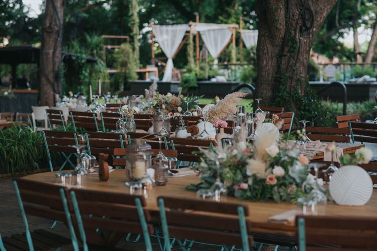 כל פרח במקום: כך נראית חתונה של ארכיטקטית 44