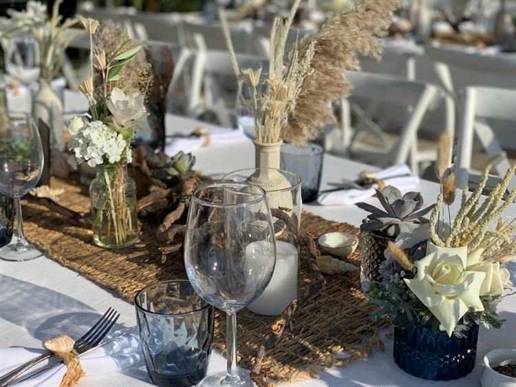 כבשה את קיסריה ואת תל אביב עם שמלות כלה שקלעו בול 21