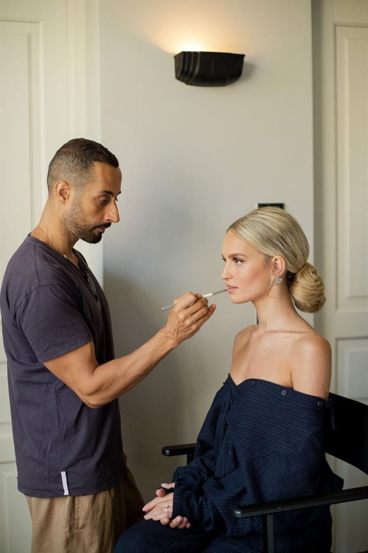 בקי מאופרת על הידי המאפר האגדי (צילום: פיפל פוטוגרפי)