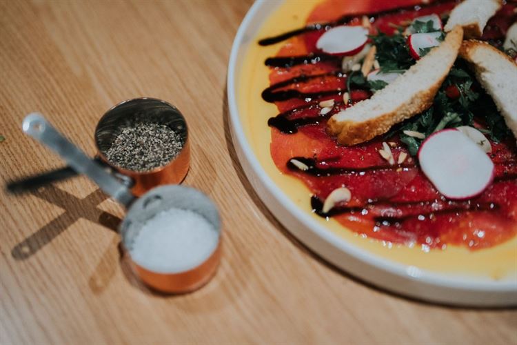 כאן מגשימים סיפורי אהבה: הכירו את ריזורט האירועים TAO 15