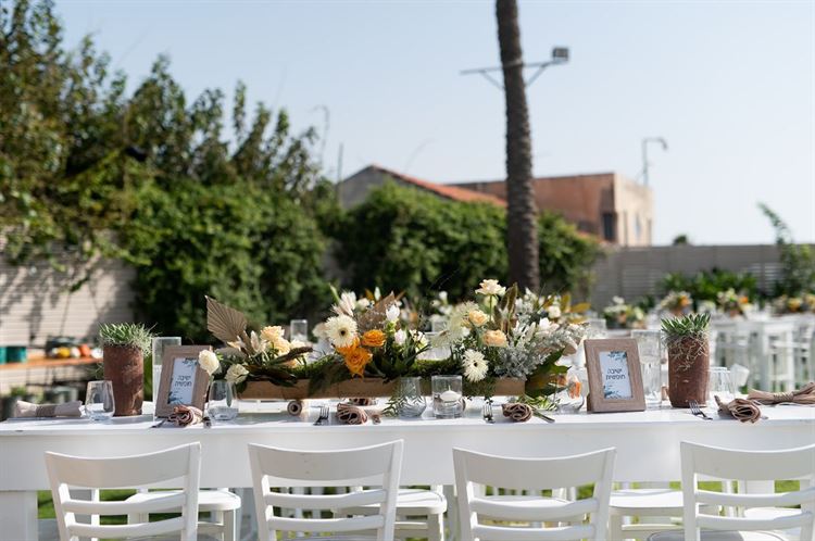 חווה בלבן: חתונת ה"ברנינג מן" של כוכבת לוציפר 14