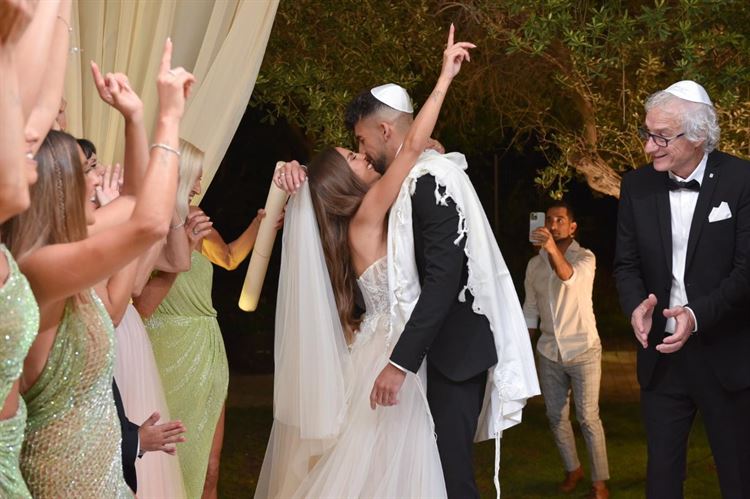 אור זרקורים: החתונה של המשפיענית שיר ממן 16