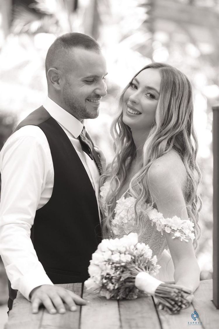 הזוג ולריה ויהונתן פפר (צילום: אספוסה)