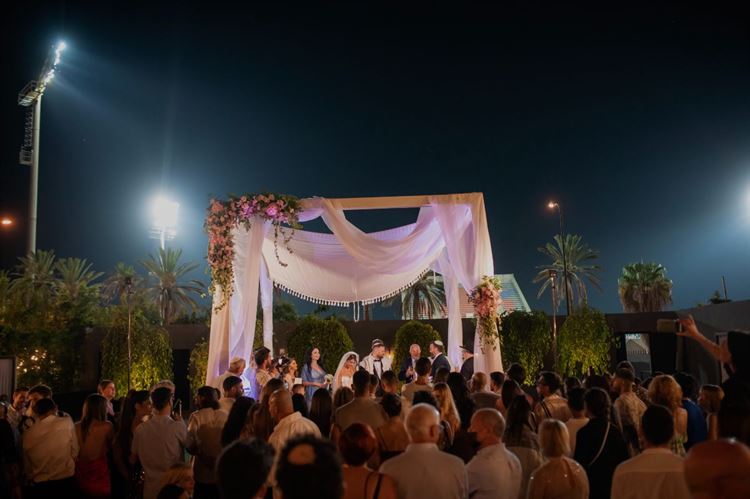 החופה שעוצבה מחדש במתחם אירועים גבריאל (צילום: אלון גרובר)