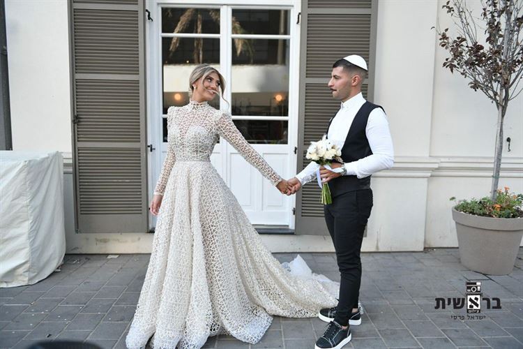 החתן והכלה, מזל טוב! (צילום: בראשית ישראל פרסי)