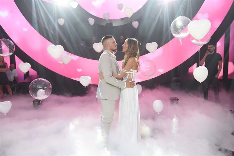 על הרחבה באולמי הינומה שבנשר (צילום: לירוי ואביעד צילומים)